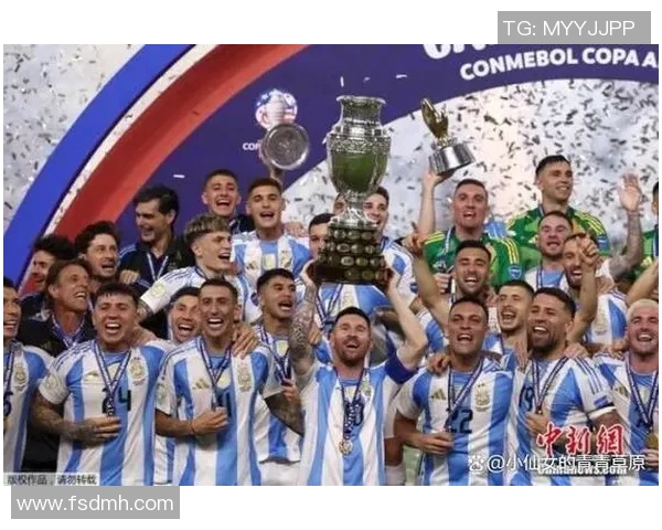 美洲杯赛足球明星闪耀绿茵场展现激情与荣耀的精彩瞬间