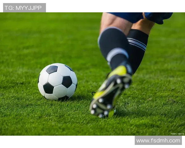 足球明星因不当行为被罚款115万元引发广泛关注和讨论